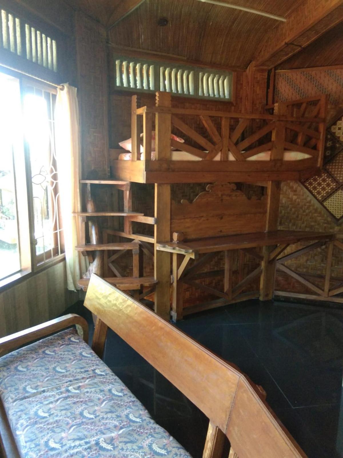 Junia Guesthouse Bukit Lawang Exterior foto