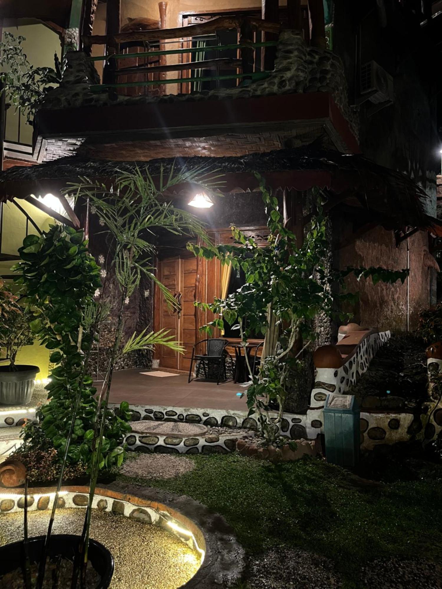 Junia Guesthouse Bukit Lawang Exterior foto