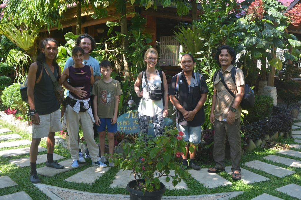 Junia Guesthouse Bukit Lawang Exterior foto