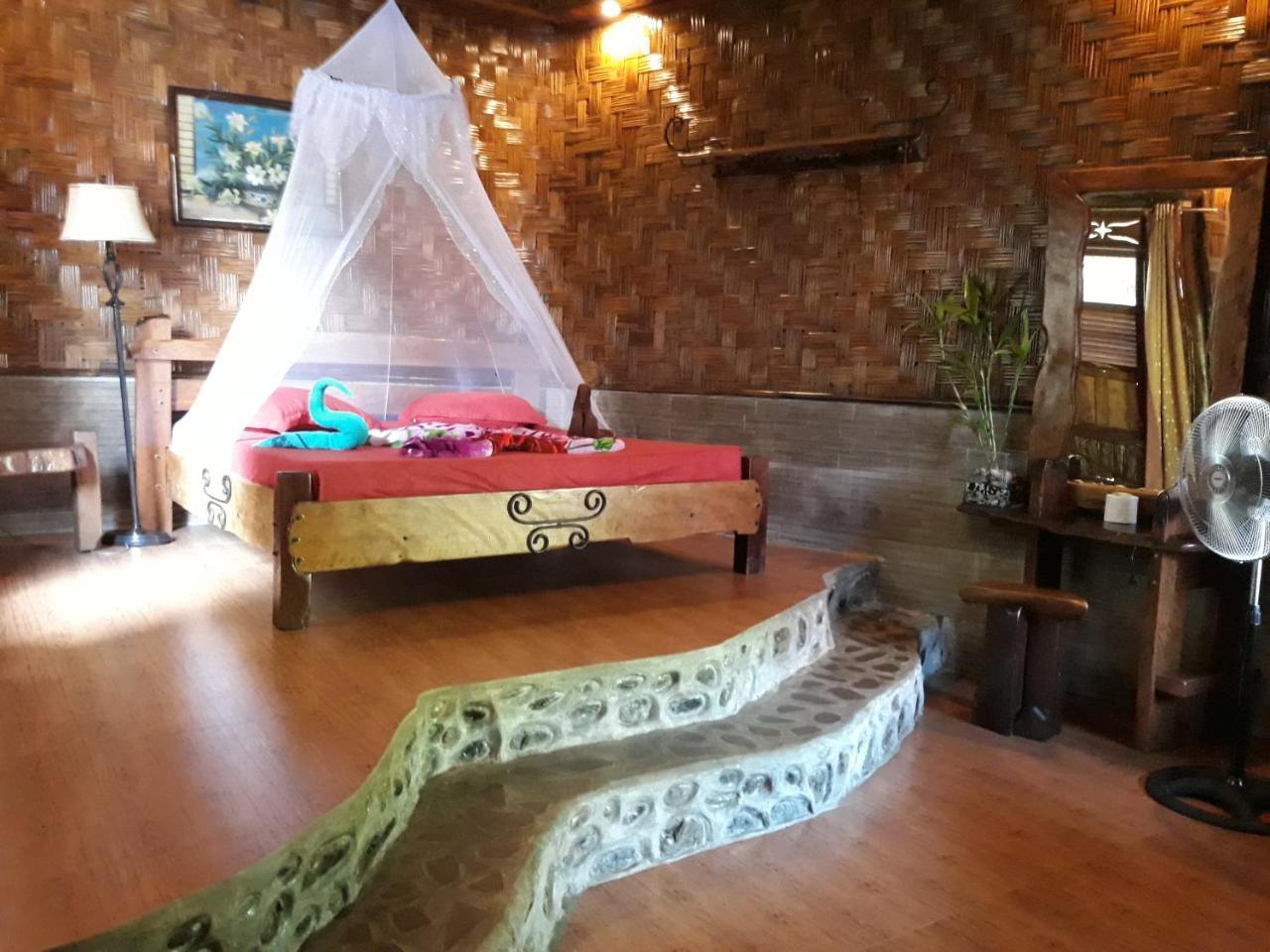 Junia Guesthouse Bukit Lawang Exterior foto